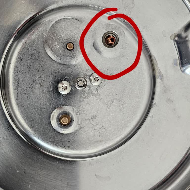 Tefal Düdüklü Tencere İçin Yedek Parça Krizi