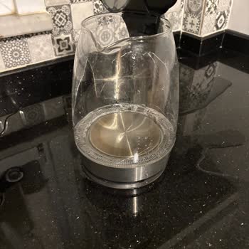 Fakir Mojo Kettle Camı Patladı: Güvenlik Riski!