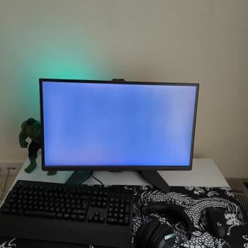 Asus Bilgisayar Monitörde Fabrika Hatası Ve Servis Sorunu!