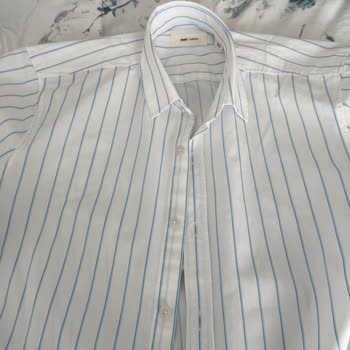 Gömlek Değişim Talebine Olumsuz Yanıt Ve Müşteri Mağduriyeti