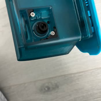 Philips Robot Süpürgemin Su Haznesi Kırılıyor