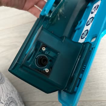 Philips Robot Süpürgemin Su Haznesi Kırılıyor