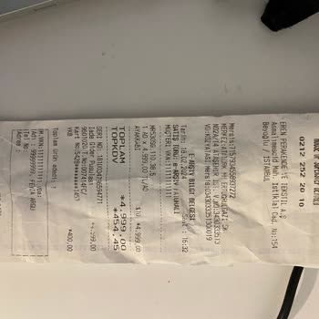 New Balance Ayakkabımın Yırtılması Ve Mağaza İlgisizliği