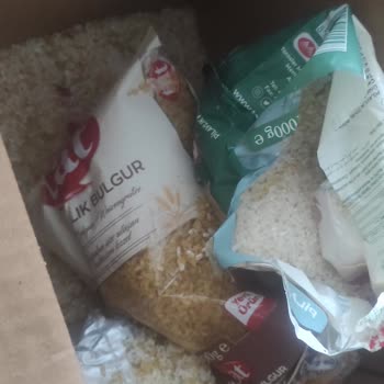 Dökülen Erzaklar: Kargo Dikkatsizliği