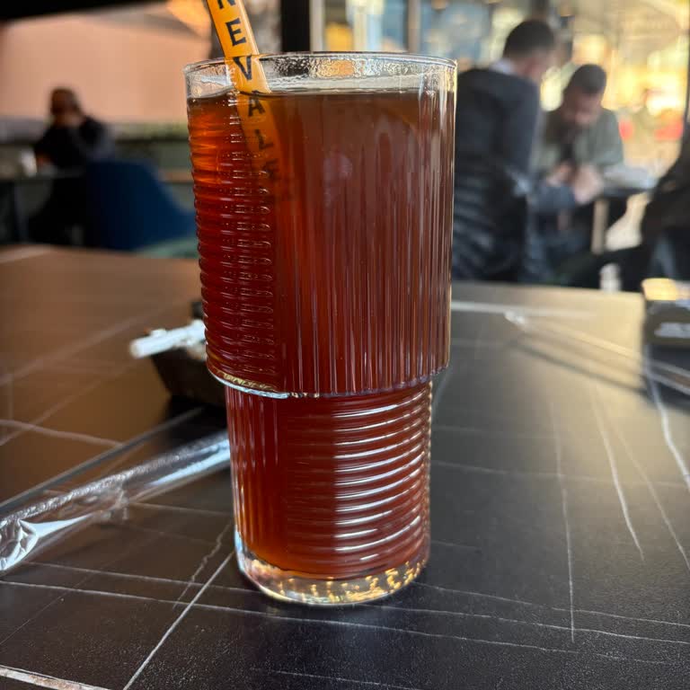 Nevale Pasta & Fırın Zafer Plaza'da Hayal Kırıklığı: Americano Deneyimi!