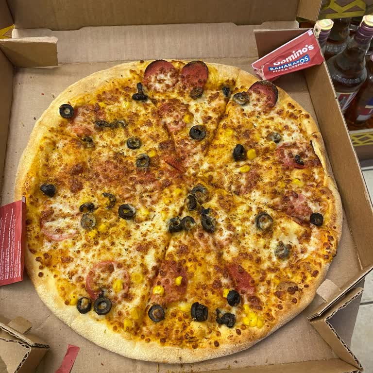 Pahalı Pizza, Eksik Malzeme: 400 Liraya Soslu Ekmek