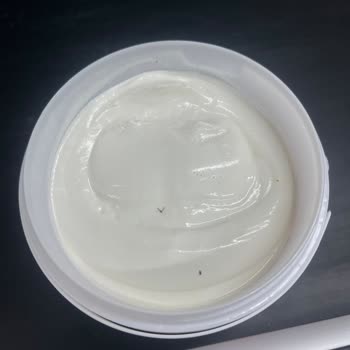 BİM Marketten Aldığım Süzme Yoğurtta Hijyen Sorunu