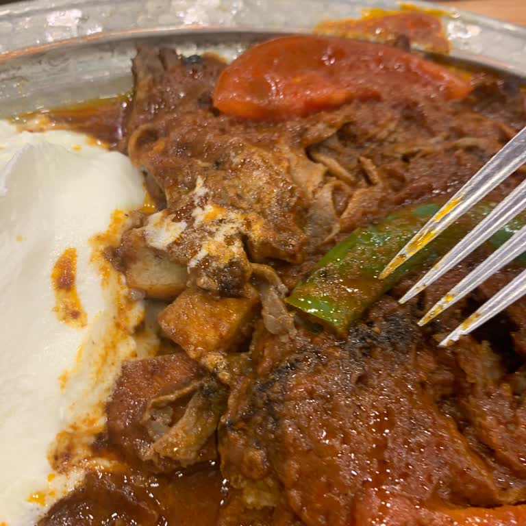 Rezervasyon Sorunu Ve İlgisiz Hizmet