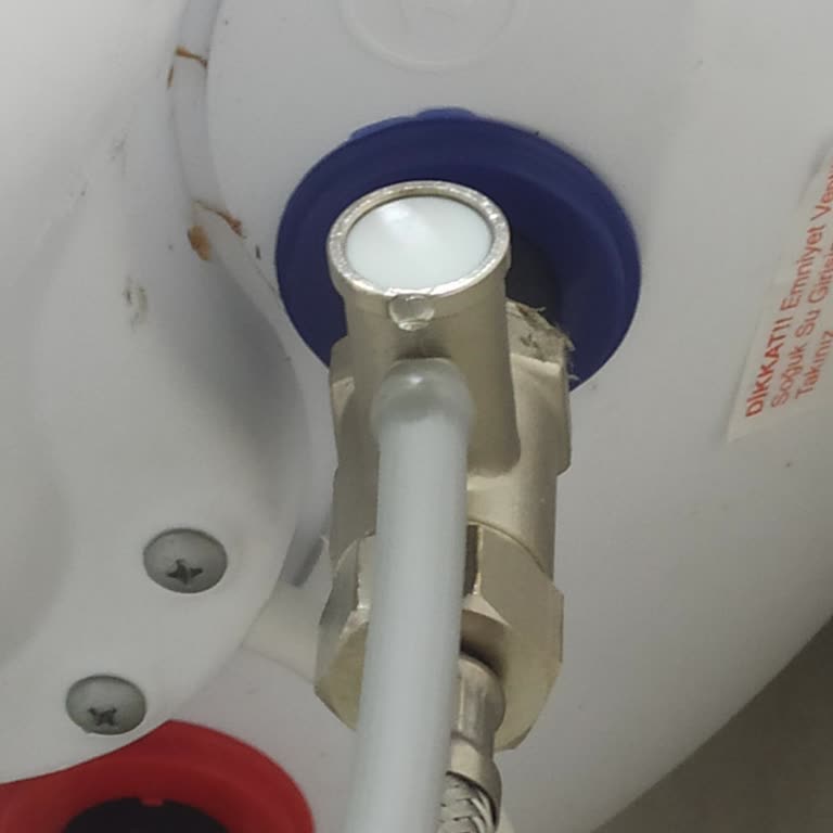 Tekrarlayan Su Kaçağı Sorunu Ve Yetersiz Servis Çözümü