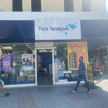 Türk Telekom Bayisinde İlgisiz Hizmet Ve Çekim Sorunu