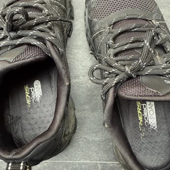 Skechers Ayakkabının 3 Ayda Yırtılması