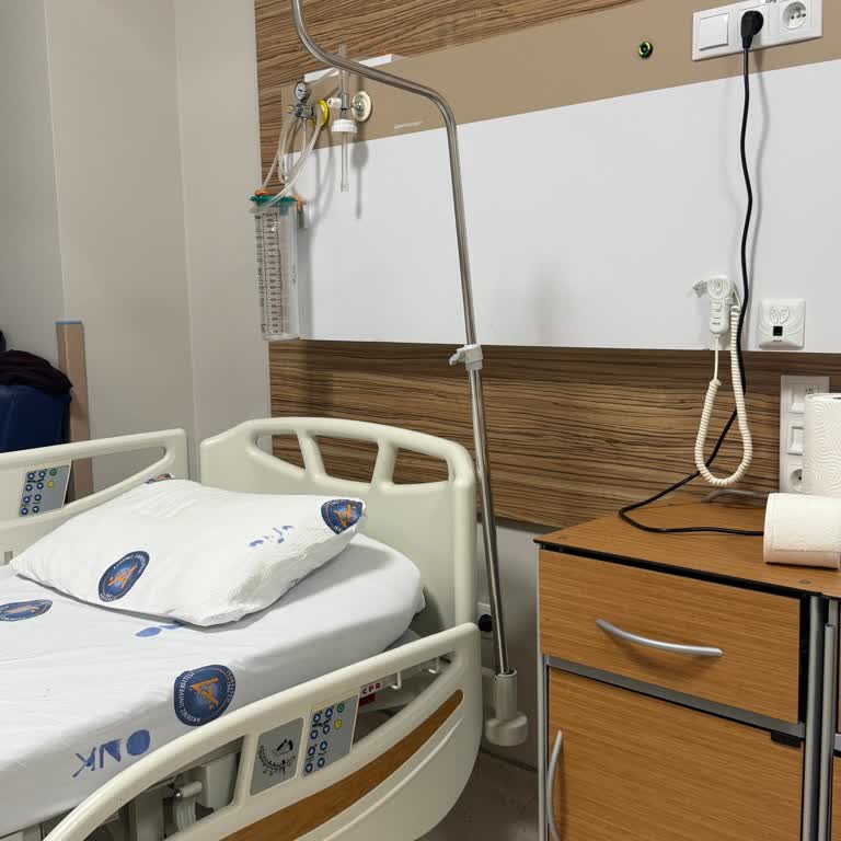 Akdeniz Üniversitesi Hastanesi Onkoloji Servisinde Yetersiz İlgi Ve İlgisizlik