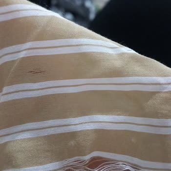 Mango'dan Aldığım Gömlek İlk Kullanımda Kusurlu Çıktı