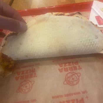 Hamur Gibi Pizza Ve Hayal Kırıklığı
