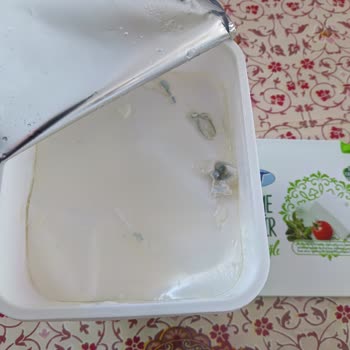 Küflü Peynir Şoku: Dost Markası Hayal Kırıklığı