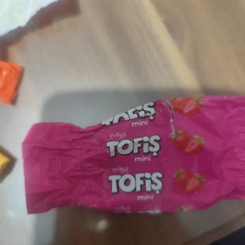 Şekerlemelerde Tehlikeli Plastik Parçası