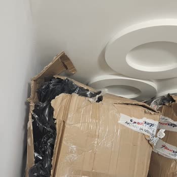 Sürat Kargo İle Yaşanan Kargo Kabusu: Paramparça Koliler Ve Eksik Ürünler