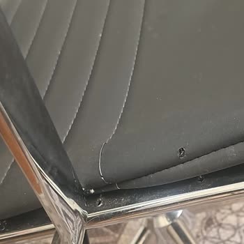 Kalitesiz Ofis Koltuğu Ve Yetersiz Müşteri Hizmeti