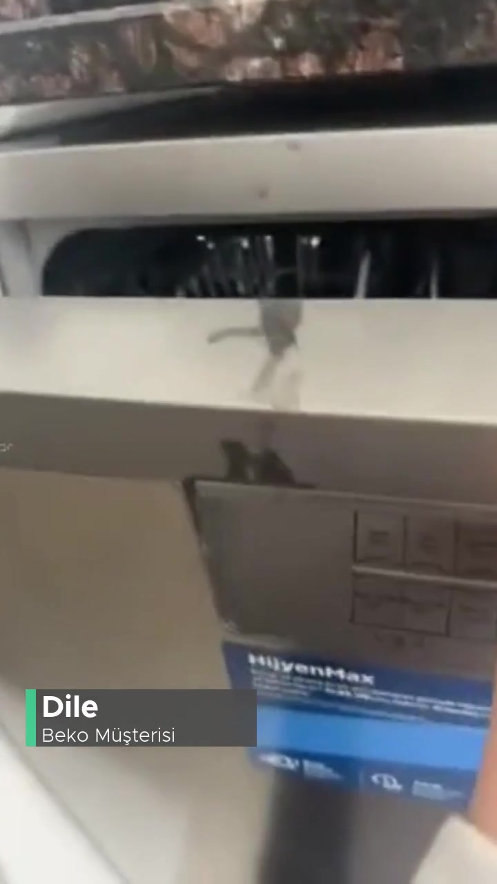Beko Beyaz Eşyalarının Üzerinde Olan Lekeler! videonun kapak resmi