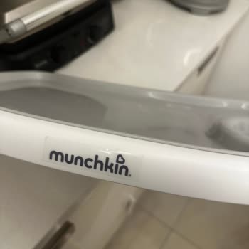 Munchkin High Chair Tray Rusted After Washing—Poor Repair