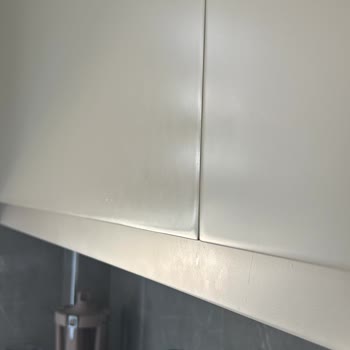 Oymak Mobilya Dolaplarda Boya Çatlaması Ve Atması Oldu!