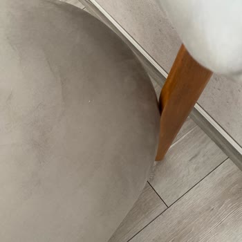 Çetmen Mobilya'dan Aldığım Sandalyeler 5 Ayda Kırıldı