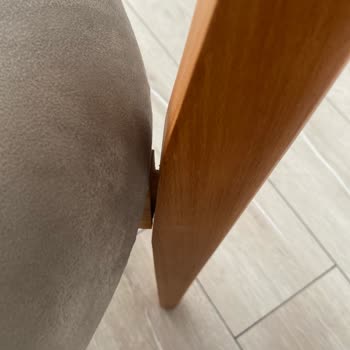 Çetmen Mobilya'dan Aldığım Sandalyeler 5 Ayda Kırıldı