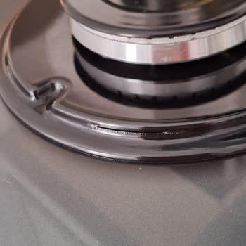 Siemens Ev Aletleri Ankastre Ocakta Derin Kesik Ve Yetersiz Müşteri Hizmetleri!