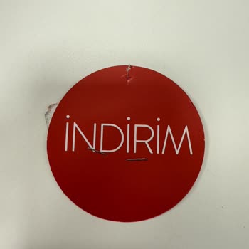 Hasarlı Kutu Ve Kullanılmış Ayakkabı Şoku