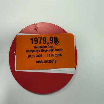 Hasarlı Kutu Ve Kullanılmış Ayakkabı Şoku