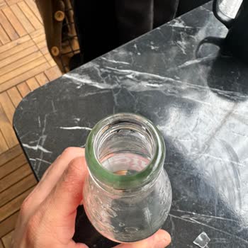 Niğde Gazozu Şişesinde Tehlikeli Cam Parçası