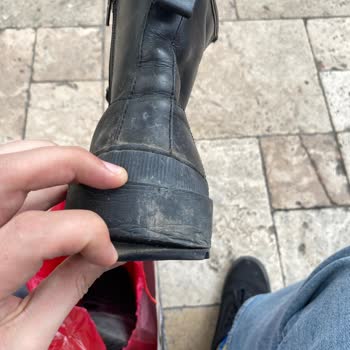 Deforme Olan Ayakkabı İçin Garanti Sorunu