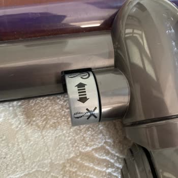 Dyson Süpürge Başlığı Sorunu: Dönmeyen Halı Başlığı