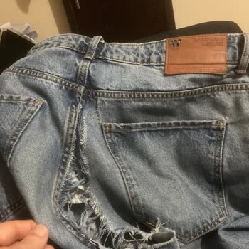 DeFacto'dan Aldığım Kot Pantolon 4 Ayda Parçalandı