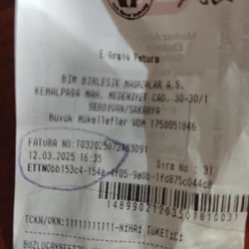 BİM'de Etiket Ve Kasa Fiyatı Uyumsuzluğu