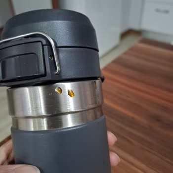 Stanley Termosun Akma Sorunu Ve İletişim Eksikliği