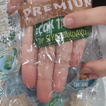 Zincir Marketten Alınan UNO Ekmeklerin Küflenme Sorunu