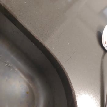 Belenco Mutfak Tezgahı: Beklenmedik Çatlaklar Güvenimizi Sarsıyor