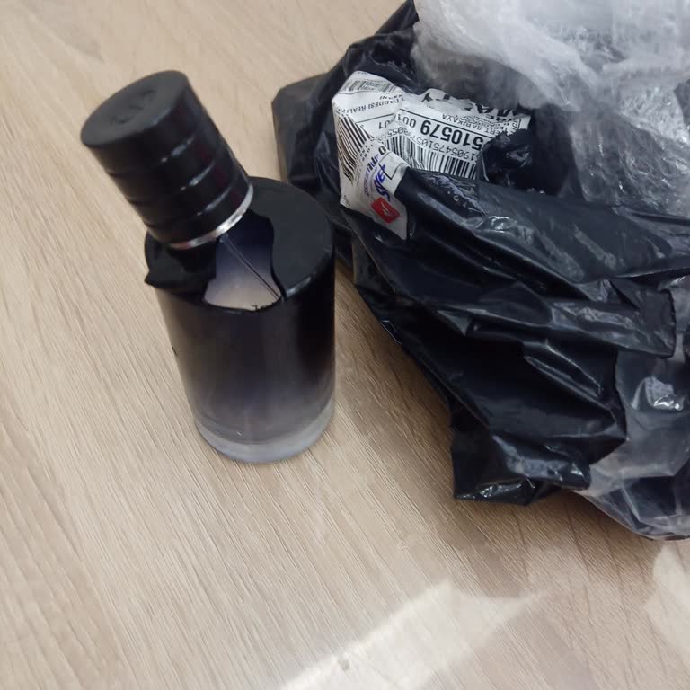 Kırık Parfüm Teslimatı Ve İade Talebi