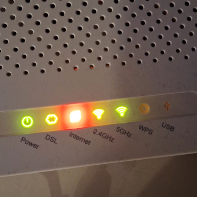 Sürekli Kopan İnternet Ve Yüksek İptal Ücreti