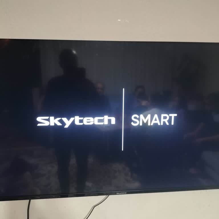 Yeni TV Ekranı Sürekli Donuyor