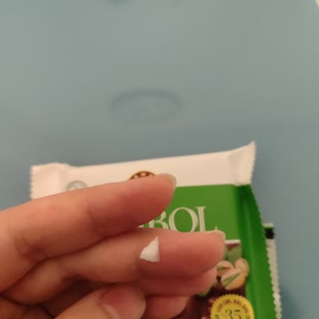 Kahve Dünyası Çikolatasında Tehlikeli Plastik Parça Şoku