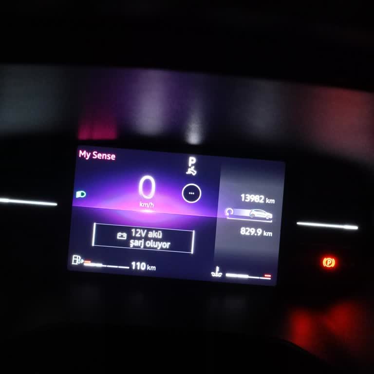 Yeni Araçta Sürekli Akü Uyarısı Sorunu