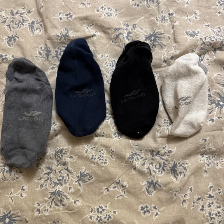 Lescon Çoraplarının Dayanıklılığı Hayal Kırıklığı Yaratıyor