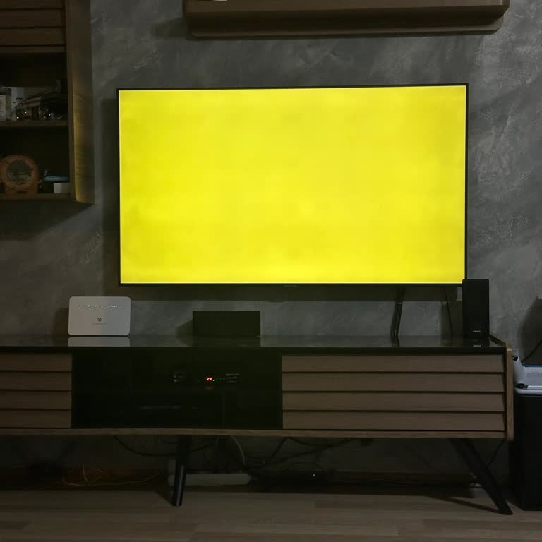 Exxen Samsung TV'de Sarı Ekran Sorunu Çözülmüyor
