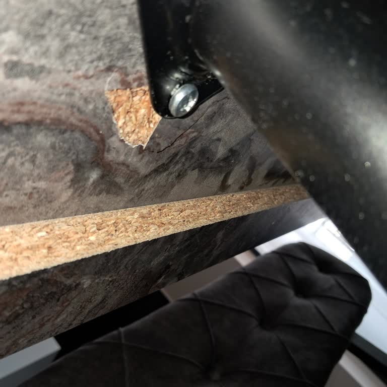 Koçtaş'tan Alınan Yemek Masası Takımında Kalite Ve Garanti Sorunu