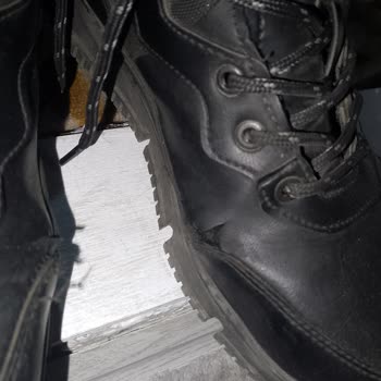 FLO Ayakkabı Kinetix Botların Dayanıklılığı Hayal Kırıklığı