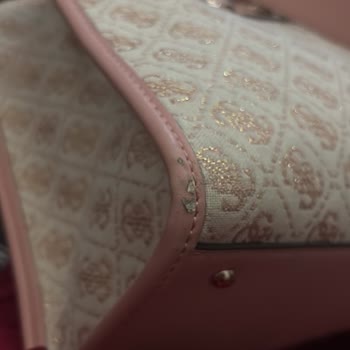 Kaliteli Marka, Kalitesiz Deneyim: Guess Çanta Sorunu