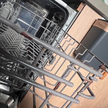 Paslanan Bulaşık Makinesi Ve İlgisiz Müşteri Hizmetleri