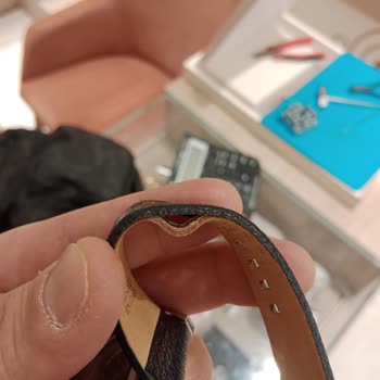 Saat Kordonu Ve Pil Değişiminde Hüsran